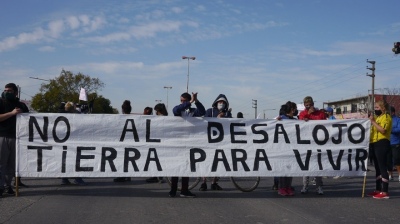 Marcha a gobernación contra el desalojo en Guernica