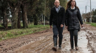 Alberto contra Vidal: “Me acuerdo de una candidata con botas entre los charcos de la inundación, y nada hicieron”