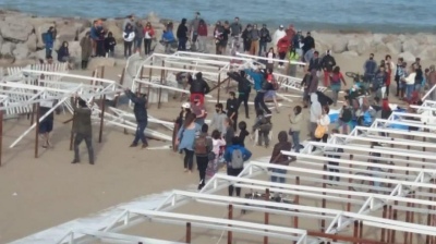 Manifestantes destrozaron un balneario en Mar del Plata