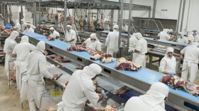 Frigoríficos bonaerenses recibieron el 72% del cupo de exportación de carne a Colombia