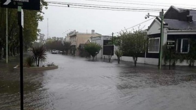Tras el temporal, el Gobierno bonaerense asiste al municipio de Castelli