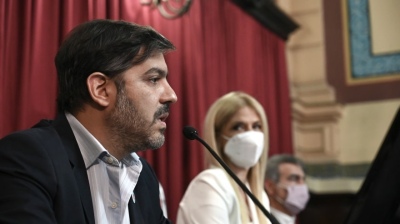 Bianco expuso ante la Bicameral de la Legislatura
