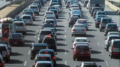 ¿Y la pandemia?: Más de 5 mil autos por hora van a la Costa