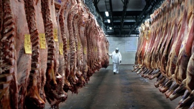 El gobierno cerró la exportación de carnes para &quot;normalizar&quot; el mercado interno