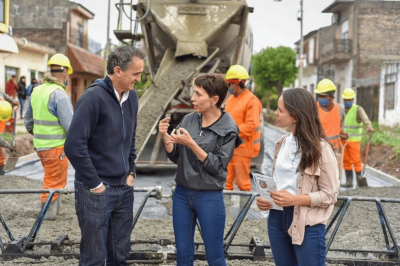 En Quilmes, Katopodis y Mayra Mendoza recorrieron obras de pavimento