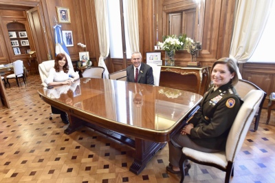 Cristina se reunió con la titular del Comando Sur de Estados Unidos