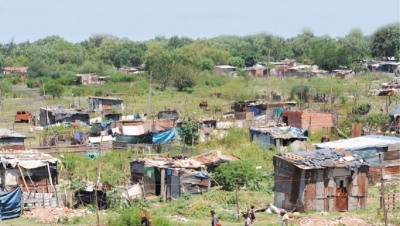 Más de 200 mil personas viven en asentamientos en Gran La Plata