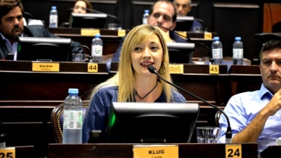 Lucía Klug cuestionó a la derecha: "Tenemos que recuperar el pacto democrático"