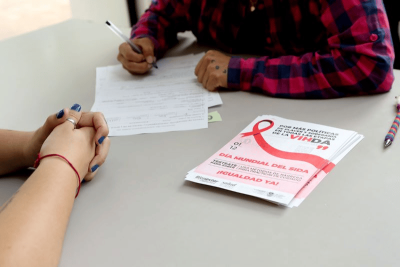 Día Mundial del VIH: Se realizó la primera jornada de testeos en la UNLP