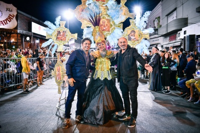 Kicillof participó del Carnaval de la Región en Ensenada
