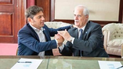 Kicillof firmó un acuerdo con Defensa para construir buques en el Astillero Río Santiago