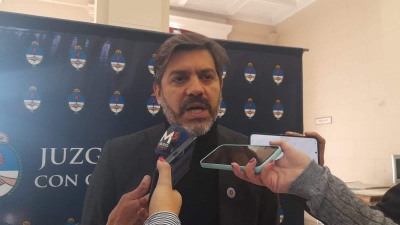 Carlos Bianco: “UP va a estar definiendo la elección en un balotaje”  