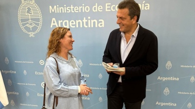 Massa se mostró con Patricia Cubría, la precandidata del Evita en La Matanza