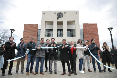 Se inauguró la segunda Casa de la Provincia en 25 de Mayo