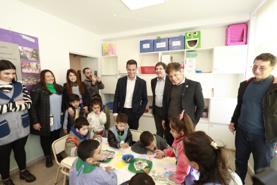 Kicillof inauguró los edificios de dos jardines de infantes
