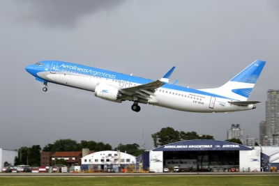 Aerolíneas Argentinas reprogramó vuelos debido a las asambleas