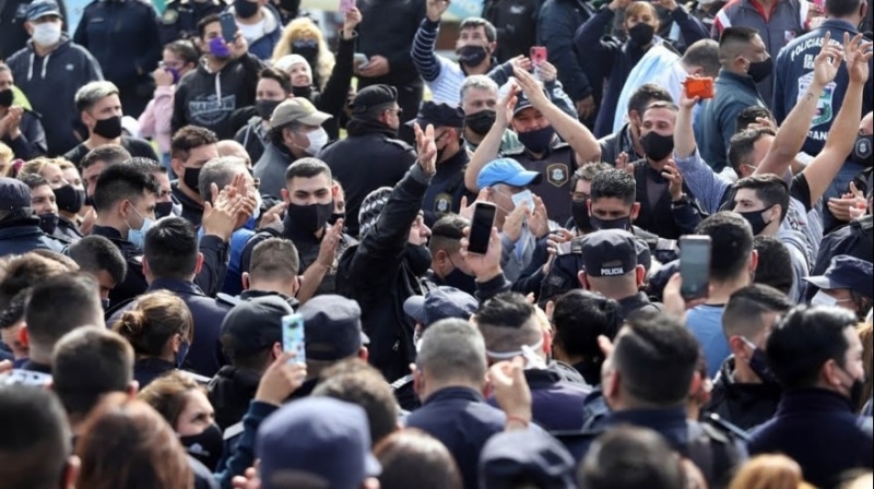 Tras la protesta: ¿Es posible sindicalizar a la policía?