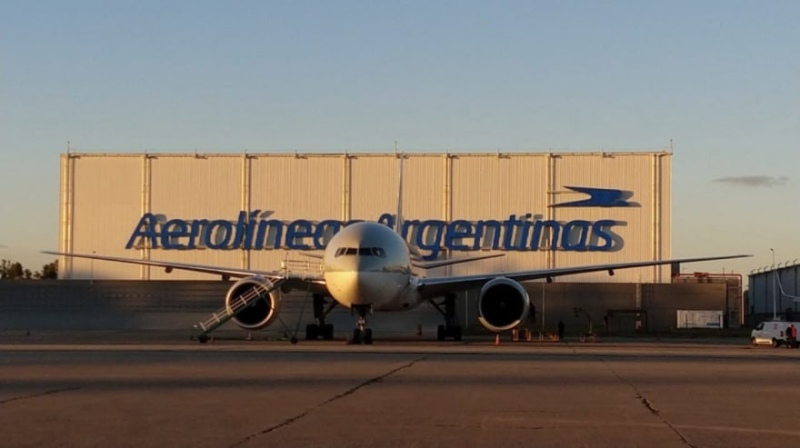 Un nuevo vuelo de Aerolíneas Argentina partió en busca de más Sputnik V