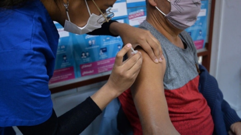 Provincia avanza con la vacunación de los grupos prioritarios