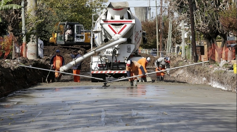 Avanzan a buen ritmo las obras de pavimentación en las localidades del distrito