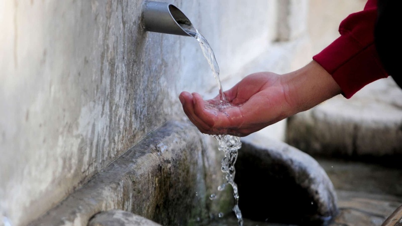 La Provincia avanza con obras de agua y saneamiento en más de 100 municipios 