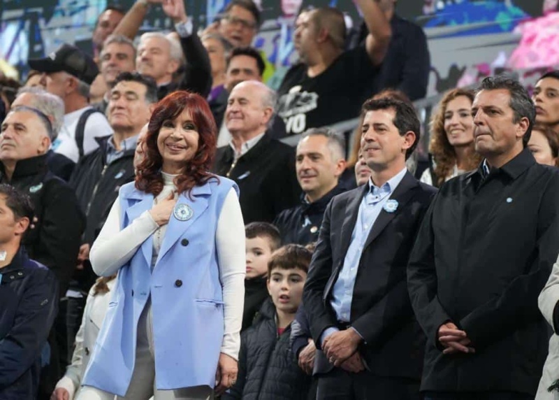 CFK convocó a la militancia: “No pidan lo que no están dispuestos a hacer”