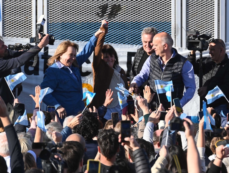 Patricia Bullrich pasó por Bahía Blanca y le apuntó a Massa: ”No se puede ser tan caradura”