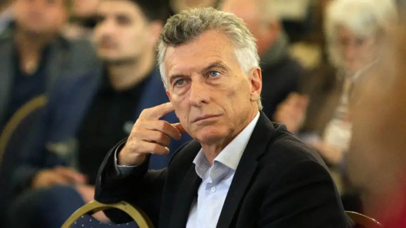 Piden prohibir la salida del país a Macri debido a sus causas judiciales