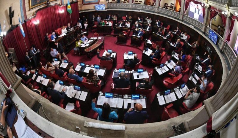 Kicillof enviará a la Legislatura proyectos claves para enfrentar el ajuste de Milei