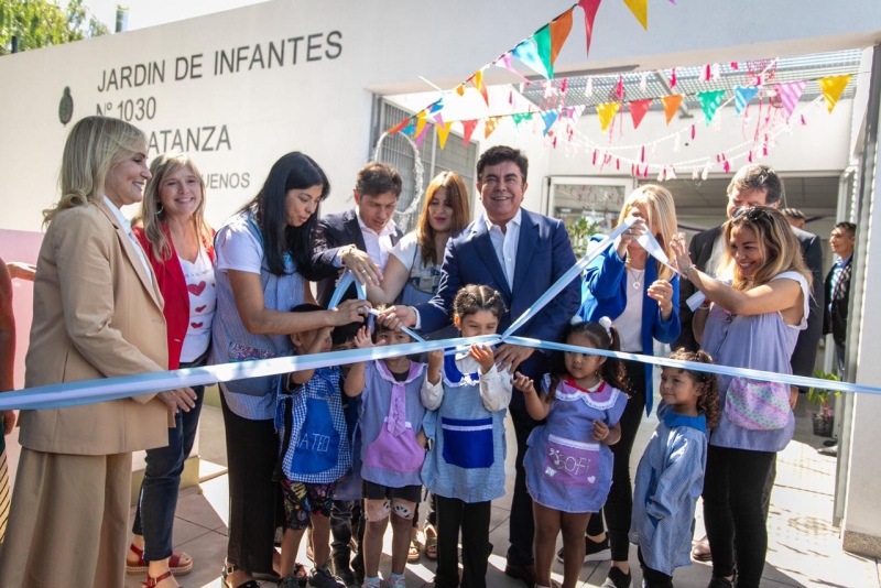 Espinoza: ”Este es el décimo edificio escolar que inauguramos”