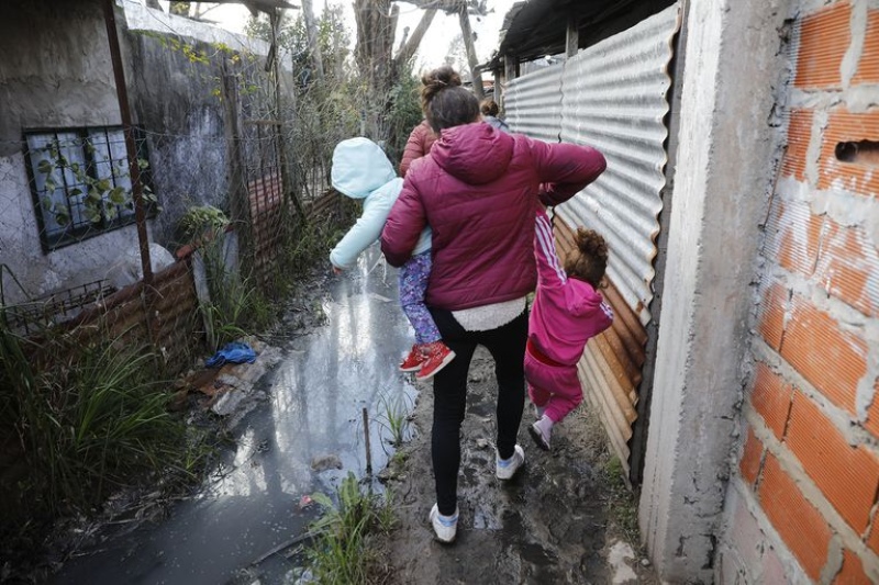 Niños, niñas y mujeres en la pobreza: Estela Díaz arremetió contra Milei